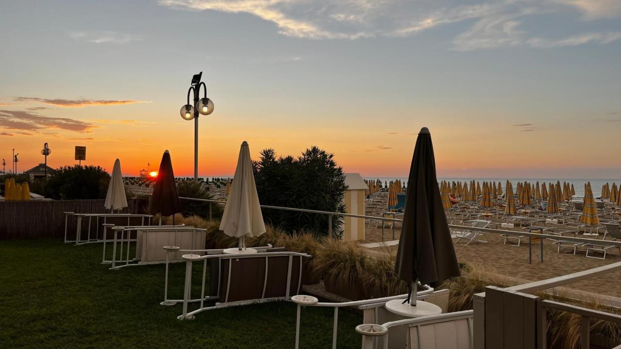 Hotel Conchiglia Лідо-ді-Єзоло Екстер'єр фото